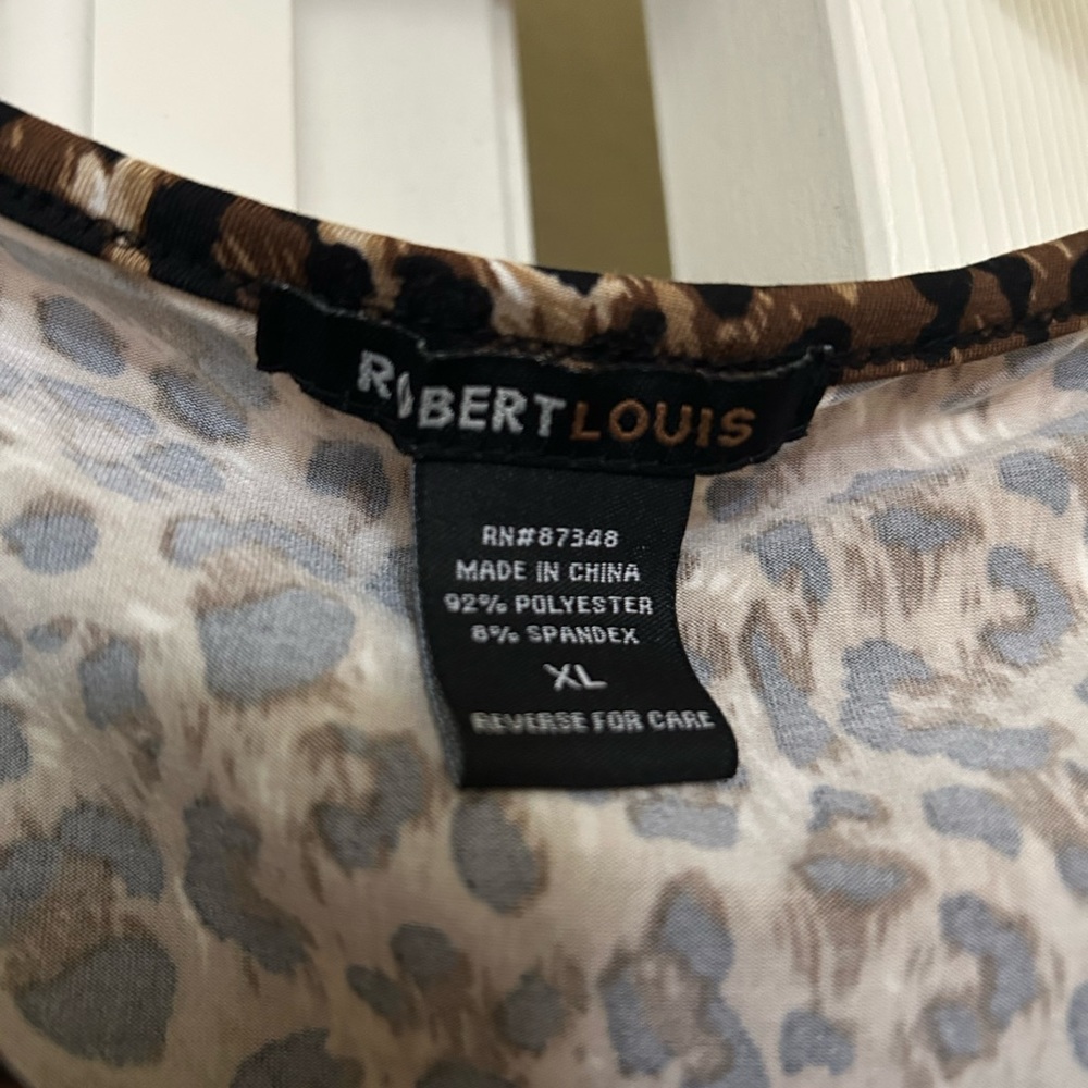 Leopard top - Picture 2 of 2